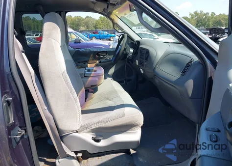 2000 Ford F-150 Lariat/Work Series/Xl/Xlt z USA, uszkodzony, nr VIN 1FTRX17W1YNA42128